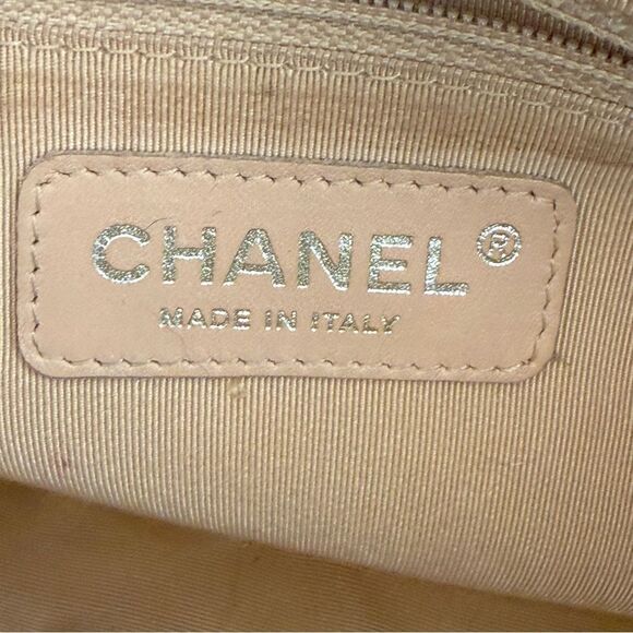 Chanel Cavier Quilted Timeless CC Shoulder Bag Beige - Picture 5 of 16